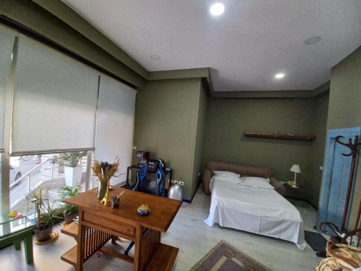 Penthouse Rooms & Aparts Тирана Экстерьер фото